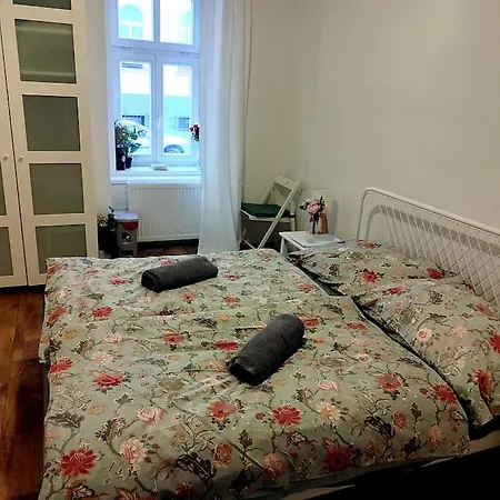Apartament One Bedroom In Zizkov Praga