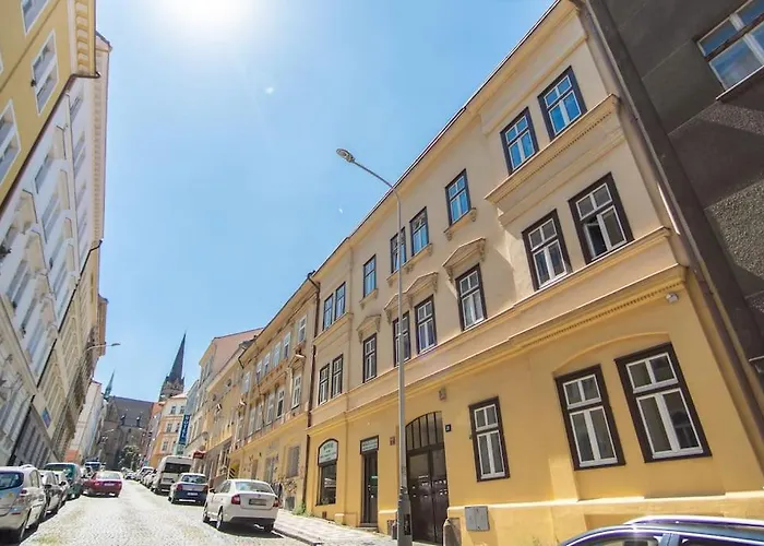 One Bedroom In Zizkov 아파트 프라하